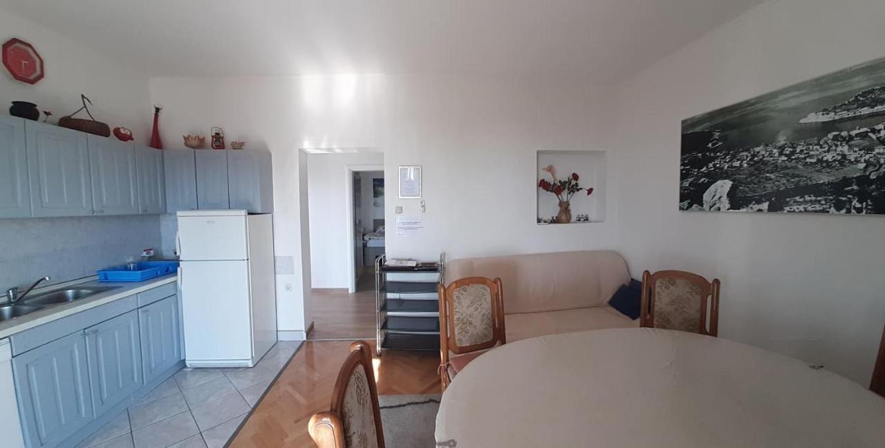 Apartments Villa Ravlic Makarska Exteriör bild
