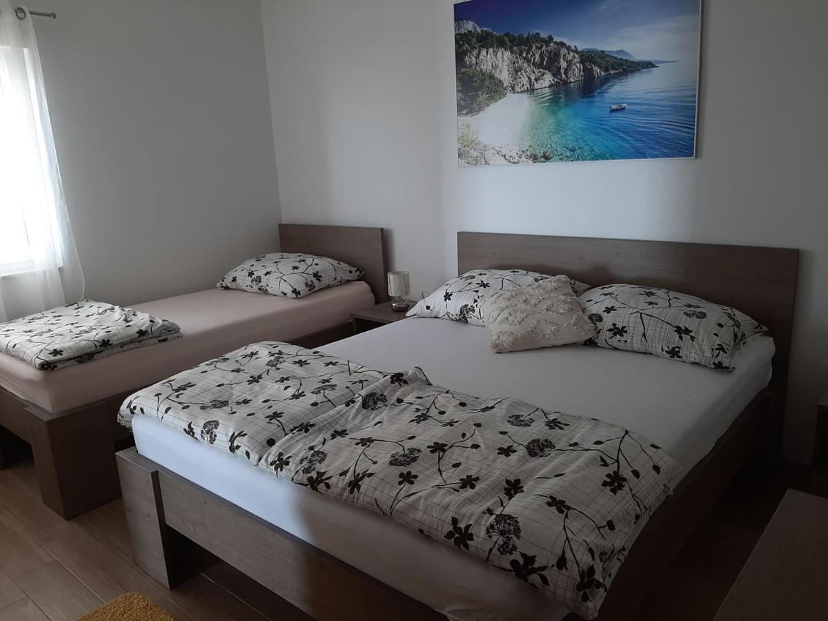 Apartments Villa Ravlic Makarska Exteriör bild