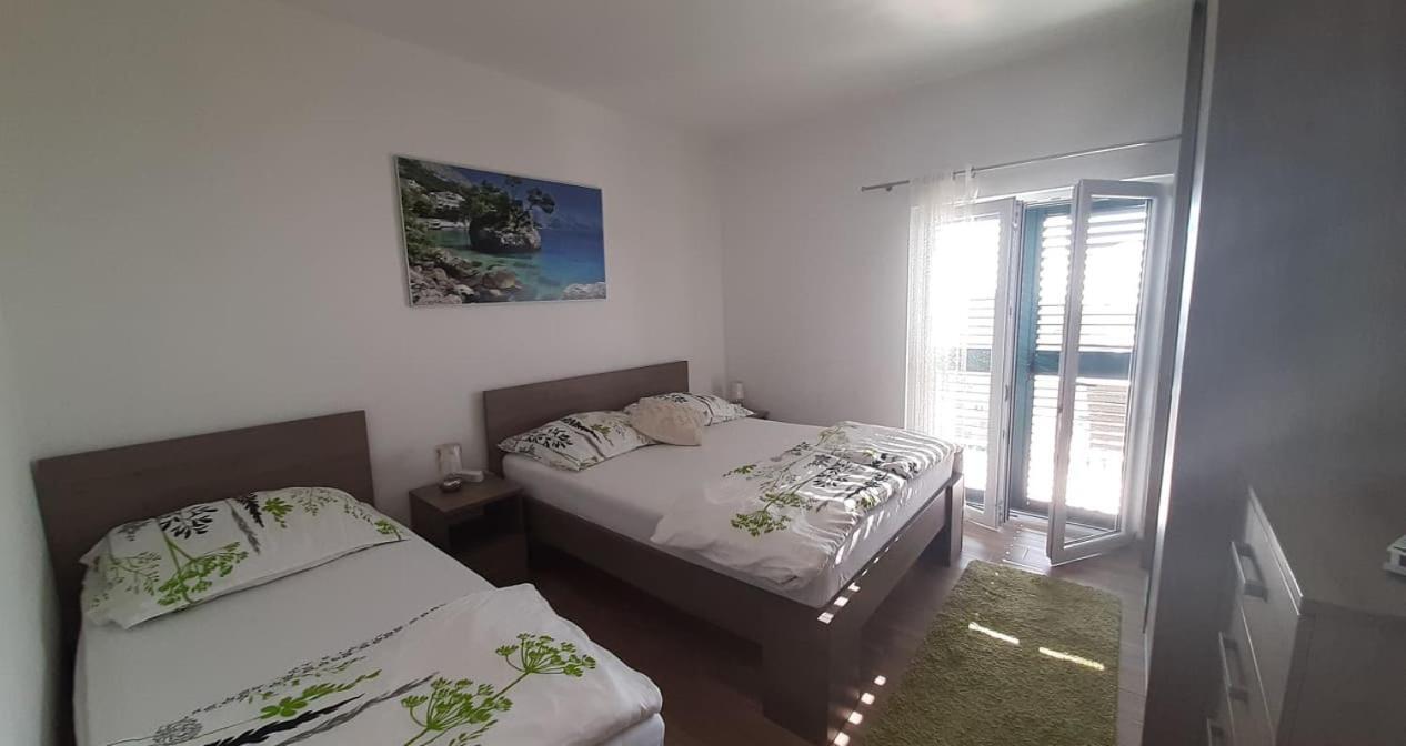 Apartments Villa Ravlic Makarska Exteriör bild